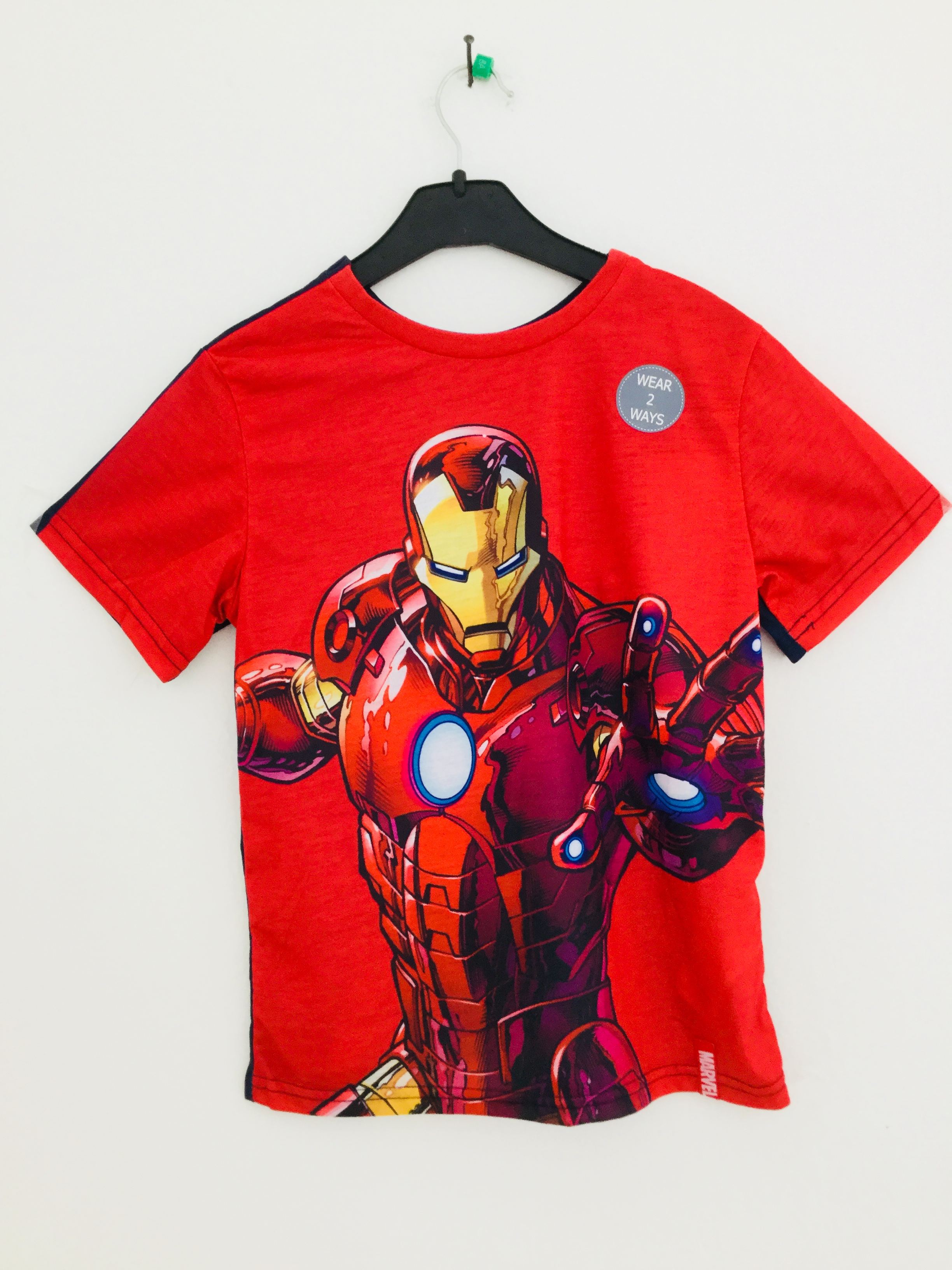 T-shirt Disney Avengers réversible