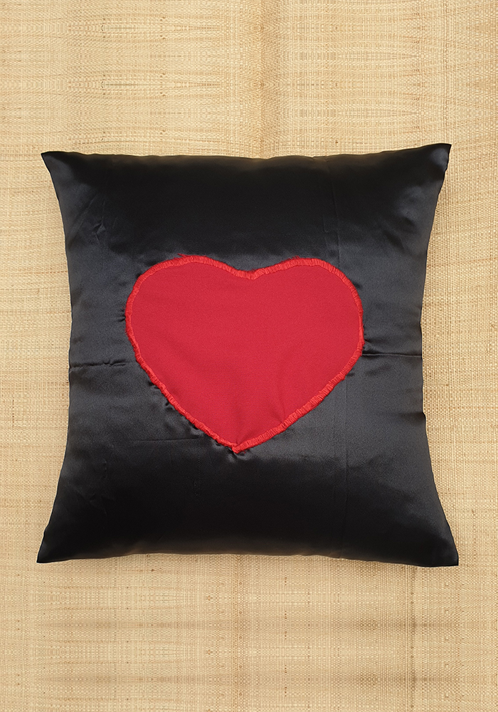 Housse de coussin One Heart noir et rouge, 40*40 cm